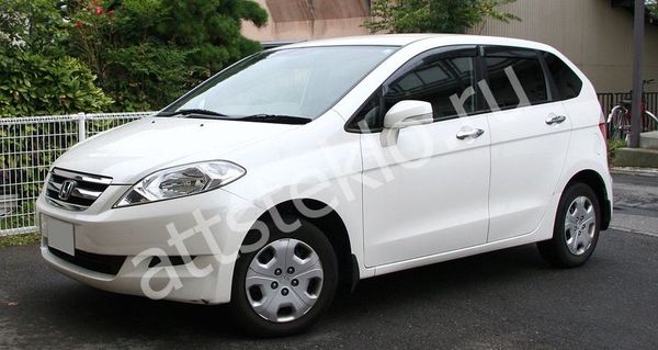 Автостекла Honda Edix c установкой в Москве